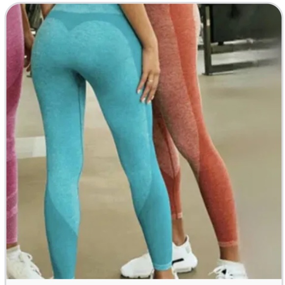 Victoria’s Secret Pink Leggings - Picture 5 of 6